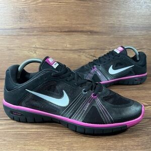 Nike Move Fit Running Shoes Women’s Size 9 Athletic Sneakers Black Pink